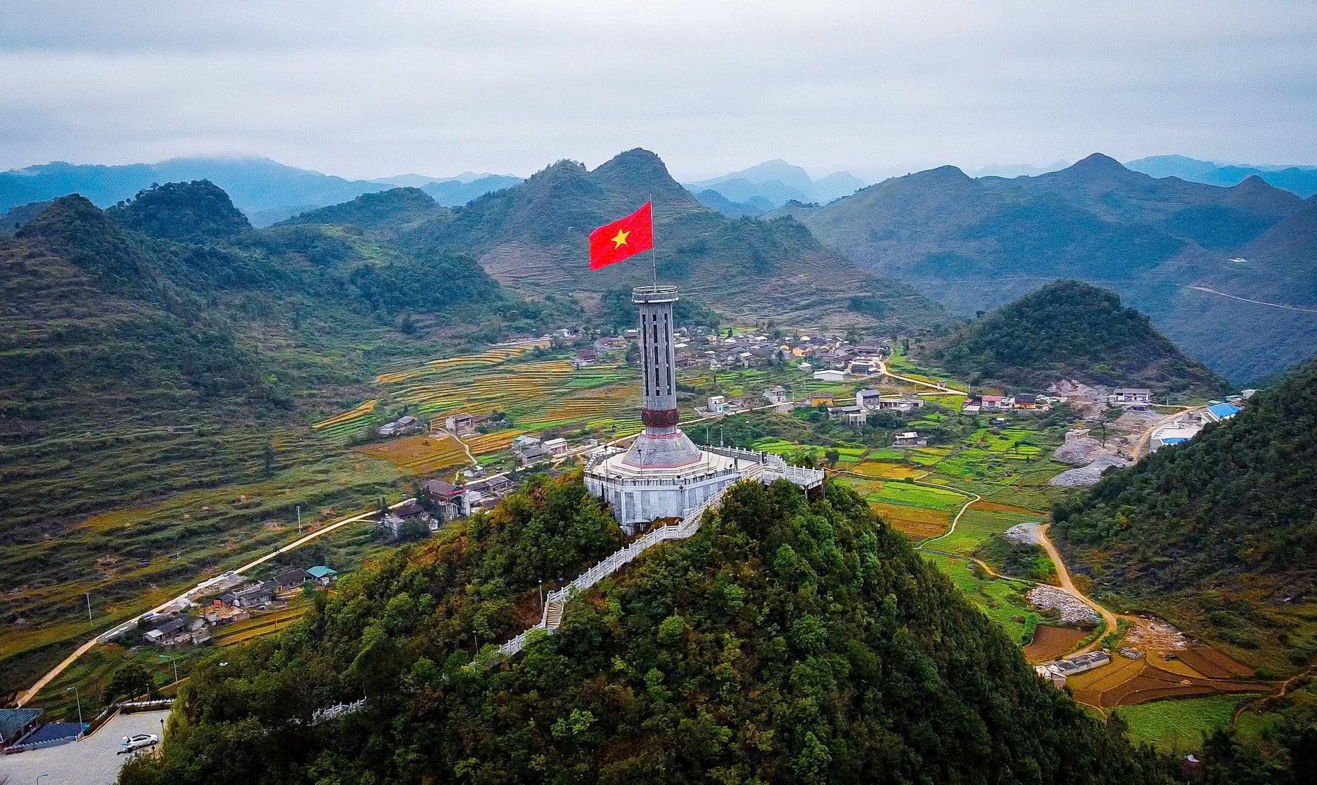 4 Days. Ha Giang Mountains & Minority Culture
