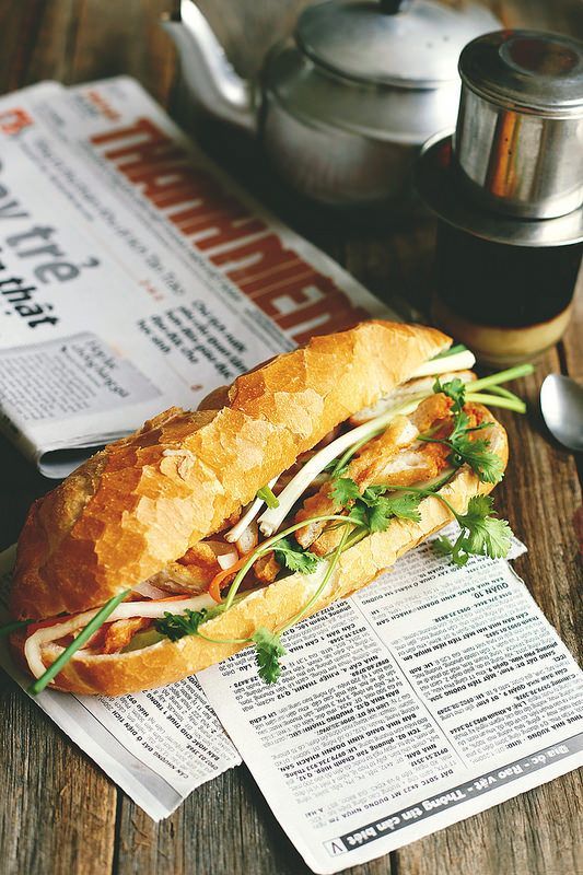 Must-Try Hanoi Street Food Dishes