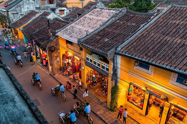10 Days. Vietnam Highlights & Hidden Gems