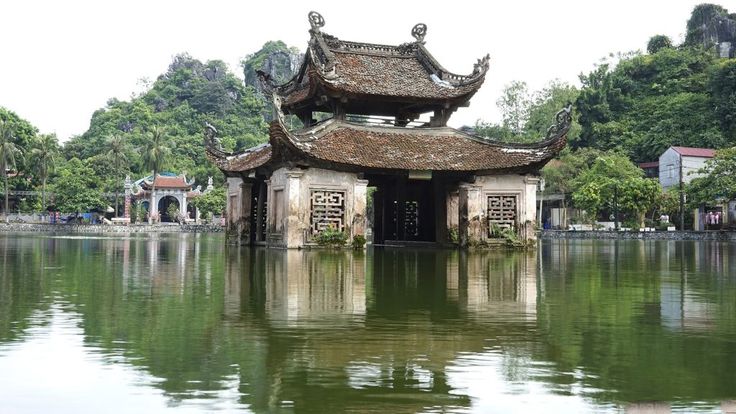 Thay Pagoda & Tay Phuong Pagoda