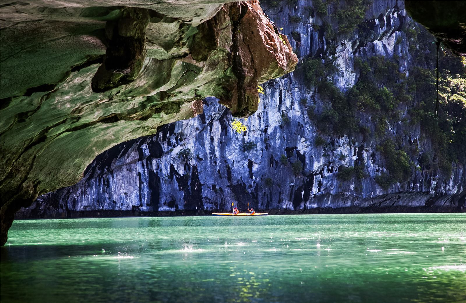 Hanoi to Halong Bay Tour – Itinerary Map and Tips for Travelers