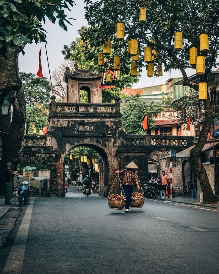 best time visit Ha Noi