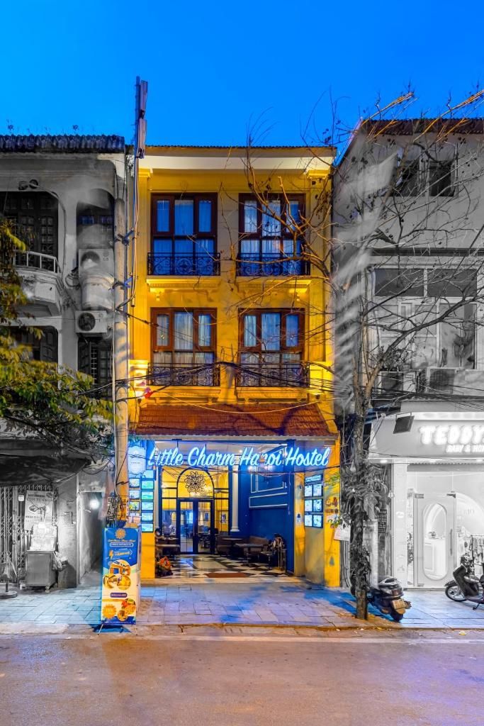 little charm Hanoi Hostel