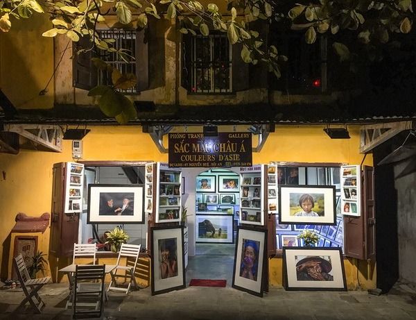 art galleries