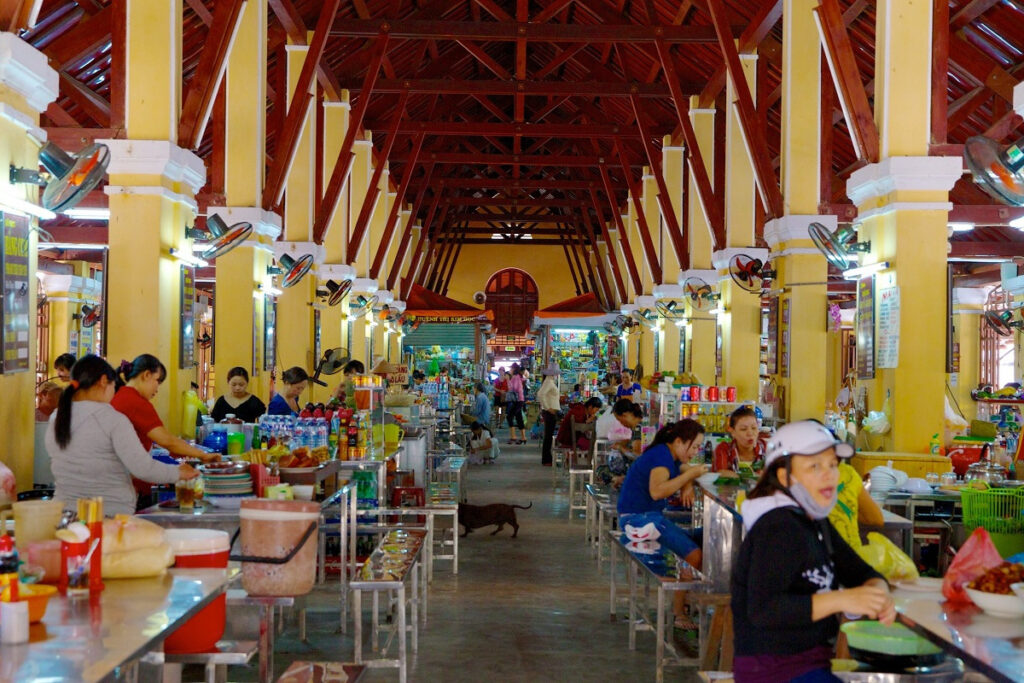 hoi an center market